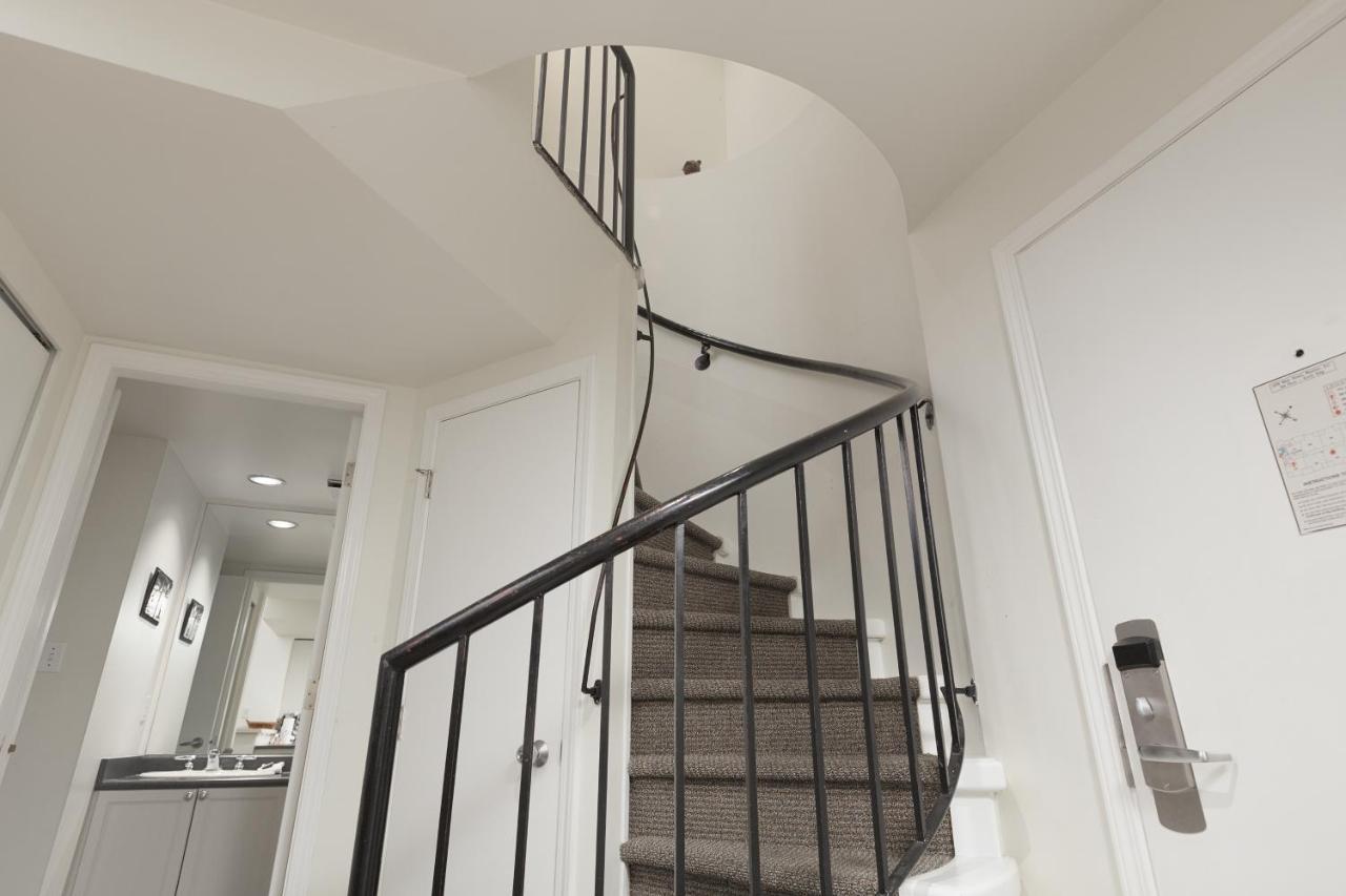 Tyndall Stone Lodge By Cozystay Signature Whistler Esterno foto
