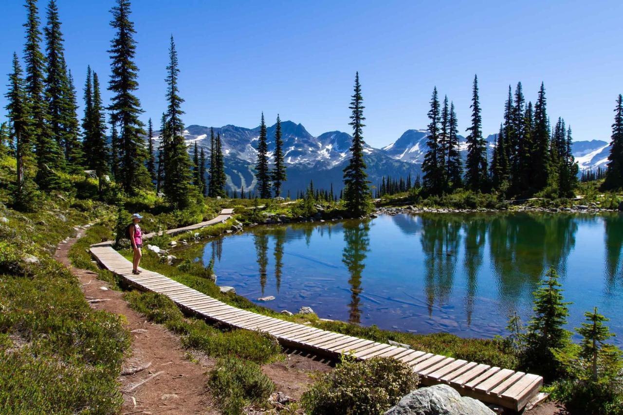 Tyndall Stone Lodge By Cozystay Signature Whistler Esterno foto