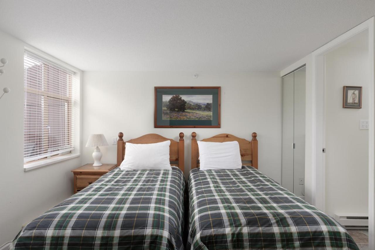 Tyndall Stone Lodge By Cozystay Signature Whistler Esterno foto