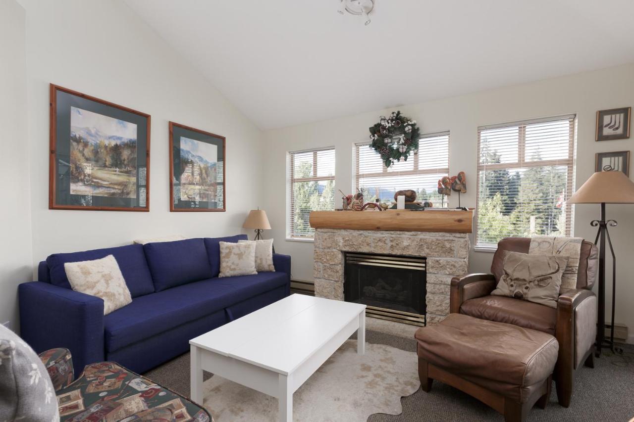 Tyndall Stone Lodge By Cozystay Signature Whistler Esterno foto