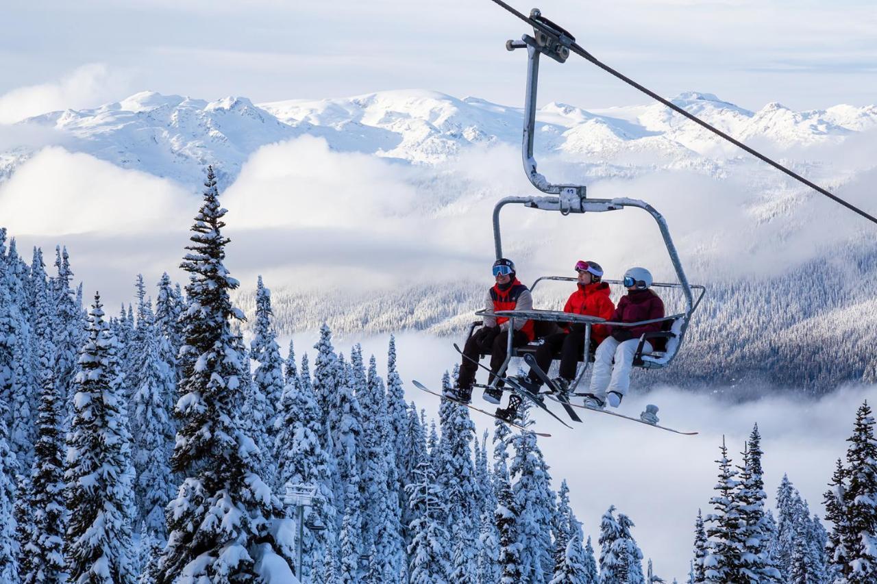 Tyndall Stone Lodge By Cozystay Signature Whistler Esterno foto