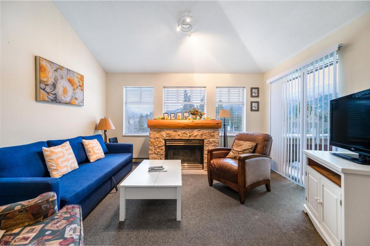 Tyndall Stone Lodge By Cozystay Signature Whistler Esterno foto
